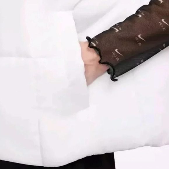 Nike oversized puffer vest xxl nwt - Picture 3 of 9